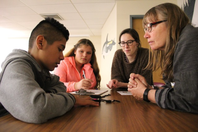 mmsa teen science cafe first responders pulse oximeters demo